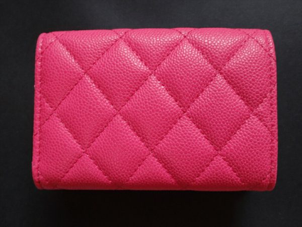 imgrc0105652687 CHANEL Caviar Pink Matelasse Mini Coin Mini Wallet Black