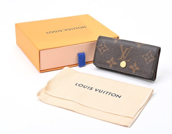 imgrc0106176458 Louis Vuitton Key Case Multicle 4 Monogram Brown