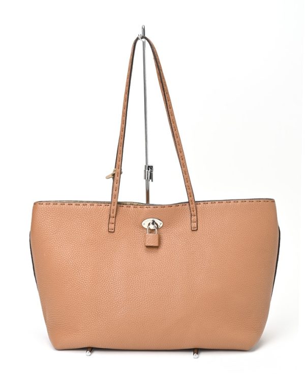 imgrc0106701568 Fendi Small Carla Tote Bag Selleria Camel