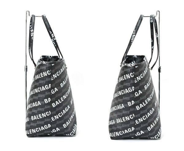 imgrc0106982699 Balenciaga Signature Large Tote Bag Black