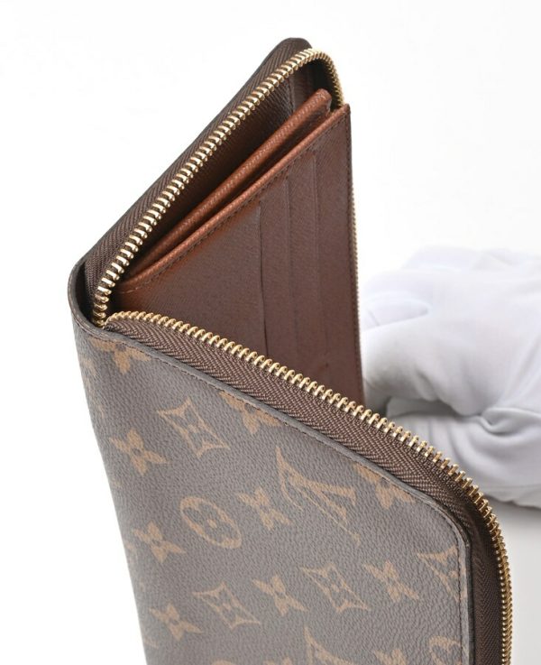 imgrc0107629806 Louis Vuitton Zippy Organizer Monogram Brown