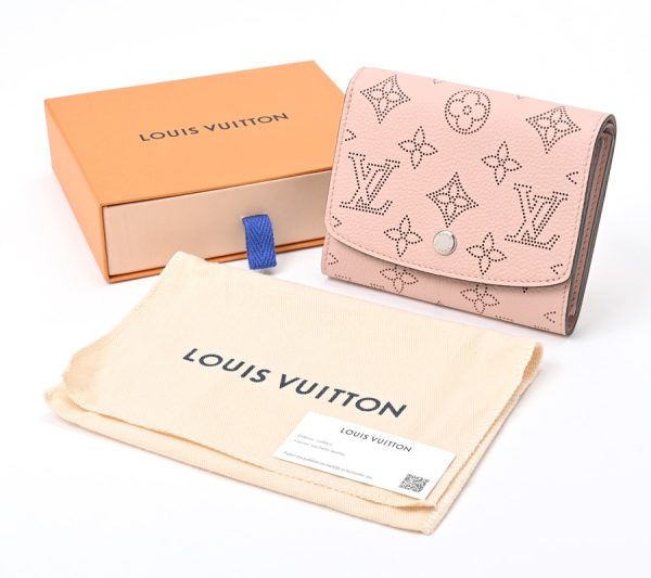 imgrc0107836135 Louis Vuitton Iris Wallet Monogram Mahina Pink