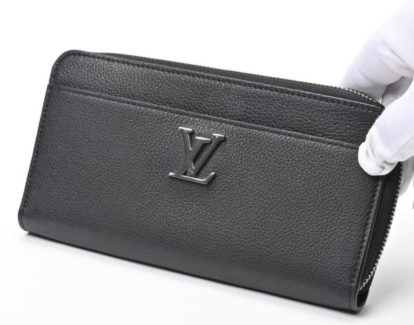 imgrc0107970571 Louis Vuitton Lock Me Wallet Zippy Black