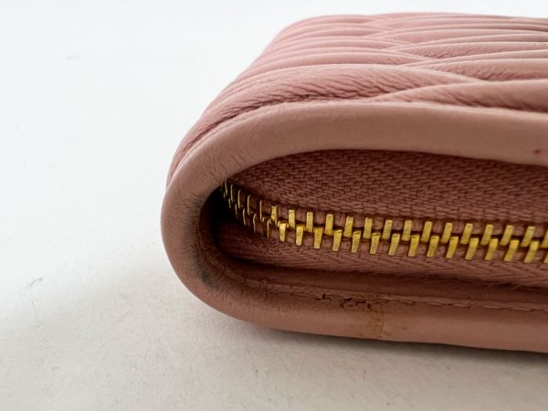 imgrc0110263191 Miu Miu wallet coin case MATELASSE pink