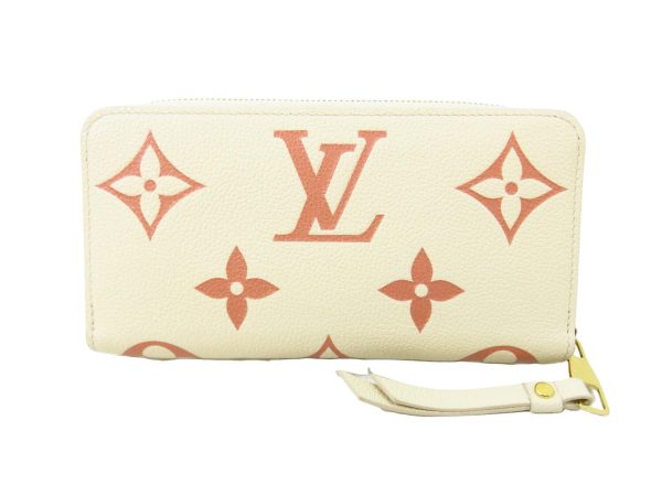 kjm0502 2 Louis Vuitton Zippy Wallet Crème Rose Trianon