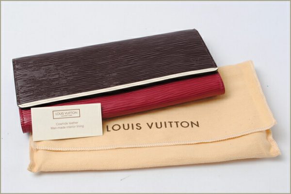 l 0093 15 4 Louis Vuitton Portefeuille Flor Epi Wallet Black