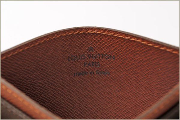 l 16 0033 2 Louis Vuitton Porto Carte Monogram Card Case Brown