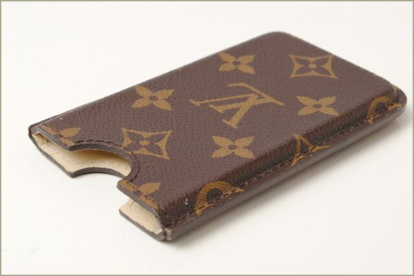 l 16 0090 2 Louis Vuitton iPhone Case Monogram Brown