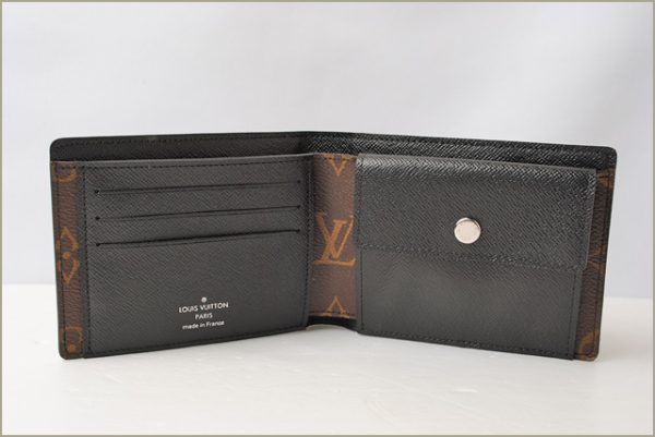 l 17 0023 3 Louis Vuitton Portefeuille Mindoro Macassar Folding Wallet Black