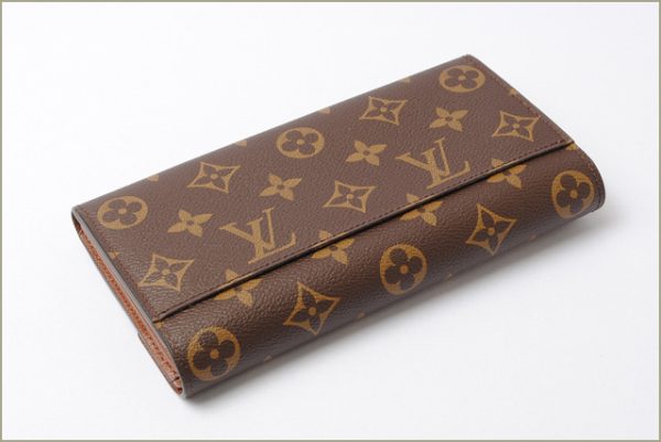 l 17 0096 2 Louis Vuitton Sara Wallet Long Monogram Brown