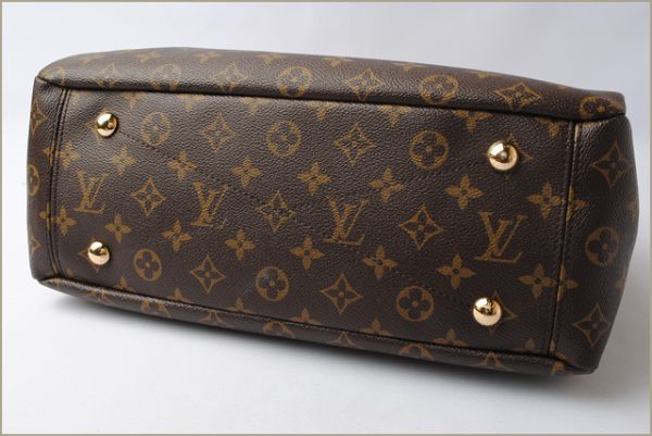 l 17 0118 5 Louis Vuitton Pallas Tote Bag Monogram Pistache