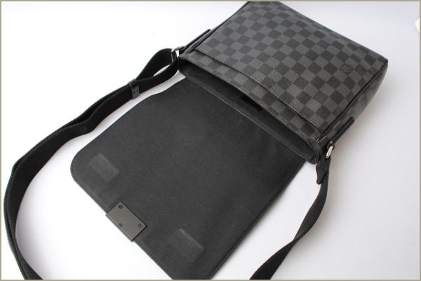 l 17 0136 7 Louis Vuitton District PM Damier Graphite Shoulder Bag Black