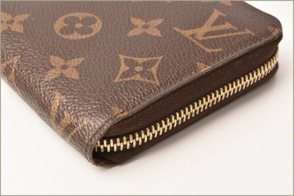 l 18 0004 4 Louis Vuitton Zippy Wallet Monogram