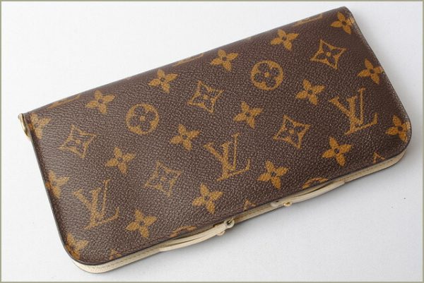 l 18 0005 2 Louis Vuitton iPhone Folio Case Monogram Case