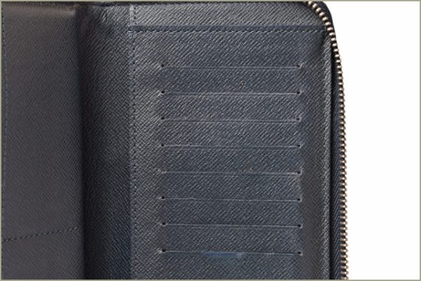 l 18 0009 7 Louis Vuitton Zippy Wallet Long Taiga Ocean