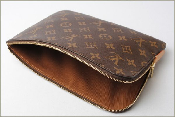 l 18 0013 5 Louis Vuitton Etuit Voyage PM Pouch Monogram Brown