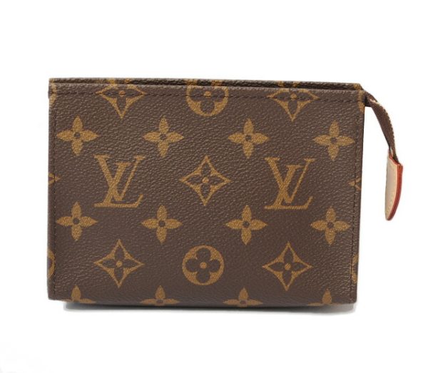 l 18 0038 1 Louis Vuitton Pouch Posh Toilette Monogram