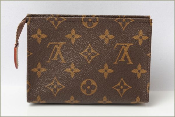 l 18 0038 2 Louis Vuitton Pouch Posh Toilette Monogram