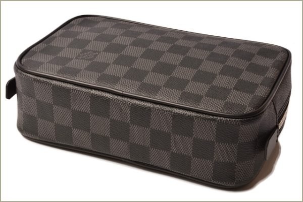 l 18 0051 5 Louis Vuitton Pouch Posh Toilet Monogram