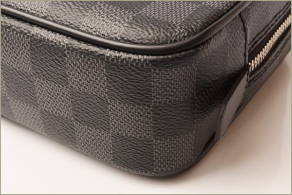 l 18 0084 7 Louis Vuitton Truth Toilette PM Pouch Damier Graphite Black