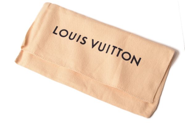 l 18 0107 6 Louis Vuitton Emily Wallet Long Monogram Flower Charm