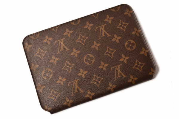 l 19 0004 3 Louis Vuitton Etuit iPad Mini Case Monogram Brown