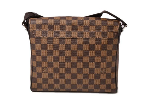 l 19 0058 4 Louis Vuitton Shoulder Bag District PM NM Damier