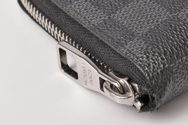 l 19 0064 6 Louis Vuitton Zippy Long Wallet Damier Graphite Wallet