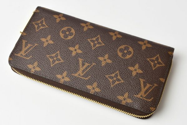 l 19 0113 3 Louis Vuitton Zippy Long Vivienne Wallet