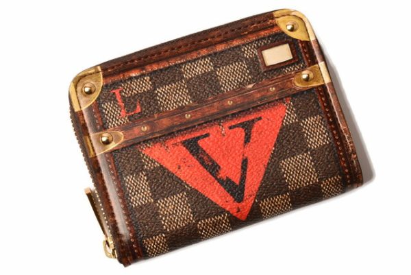 l 19 m63834 2 Louis Vuitton Trunk Time Zippy Coin Isetan Limited