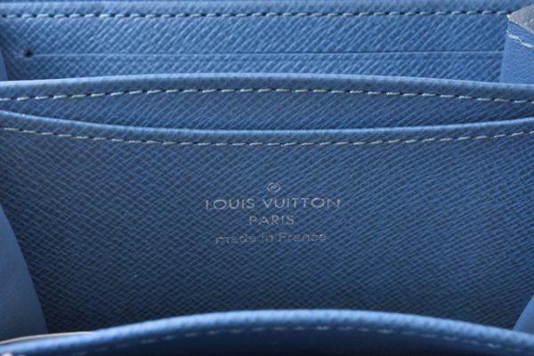 l 200830 03 7 Louis Vuitton Zippy Coin Epi Andigo Blue