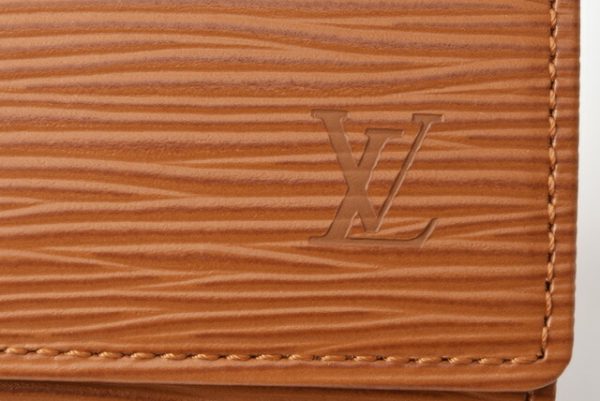 l 200830 12 3 Louis Vuitton Epi Kenya Brown 6 Key Case