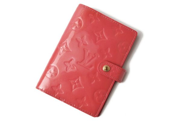 l 200830 13 2 Louis Vuitton Vernis Framboise Agenda PM Notebook Cover