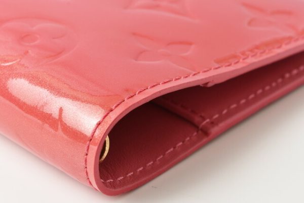 l 200830 14 10 Louis Vuitton Vernis Framboise Agenda PM Notebook Cover