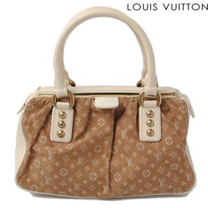 l 660 1 Louis Vuitton Shoulder Bag Messenger Bag Outdoor PM Taiga Monogram