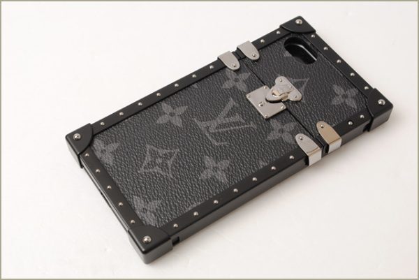 l m64489 2 Louis Vuitton Eye Trunk Monogram Eclipse iPhone Case Black