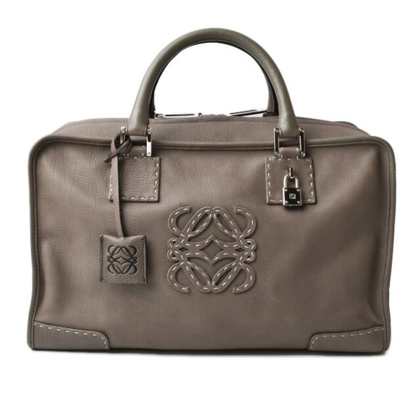 lo 200915 5 1 Loewe Handbag Amazona 36 Greige