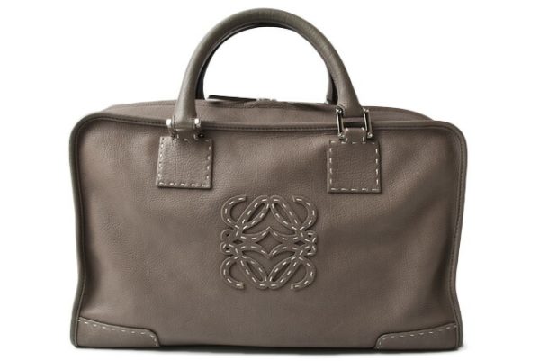 lo 200915 5 4 Loewe Handbag Amazona 36 Greige