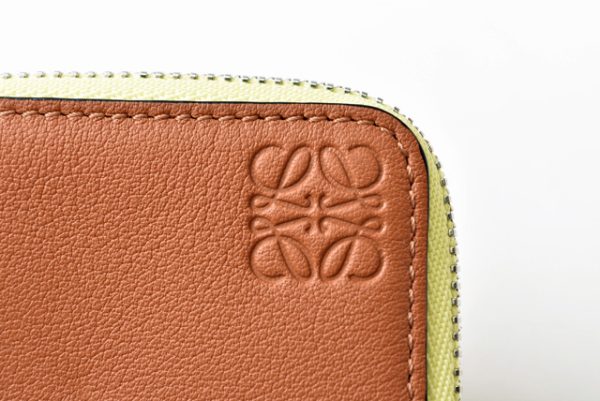 lo 201028 142 13 4 Loewe Mini Wallet Soft Calf Brown