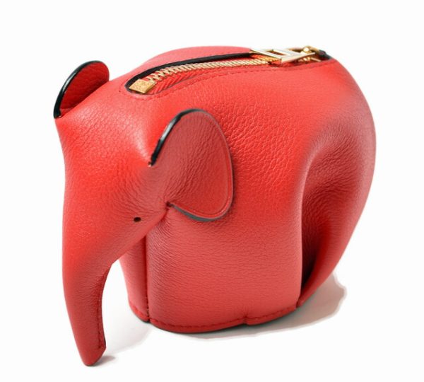 lo 201028 142 2 1 Loewe Elephant Charm Accessory Case Rouge