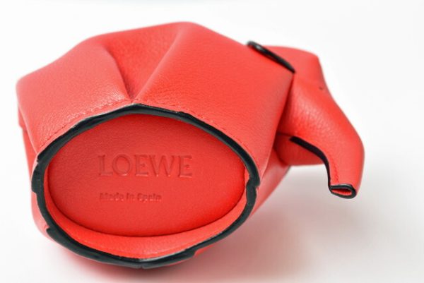 lo 201028 142 2 6 Loewe Elephant Charm Accessory Case Rouge