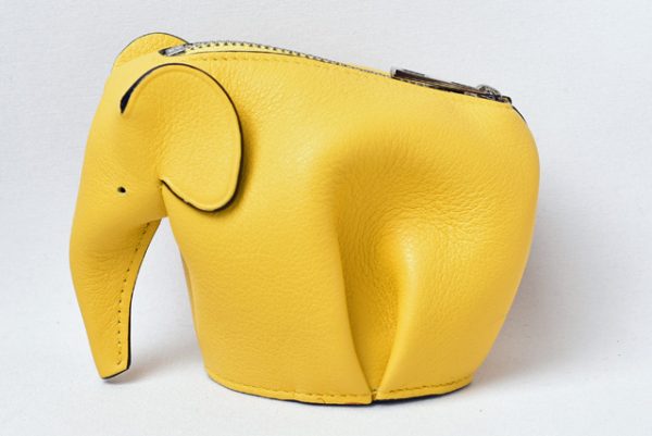 lo 201028 142 5 2 Loewe Elephant Charm Accessory Case Yellow