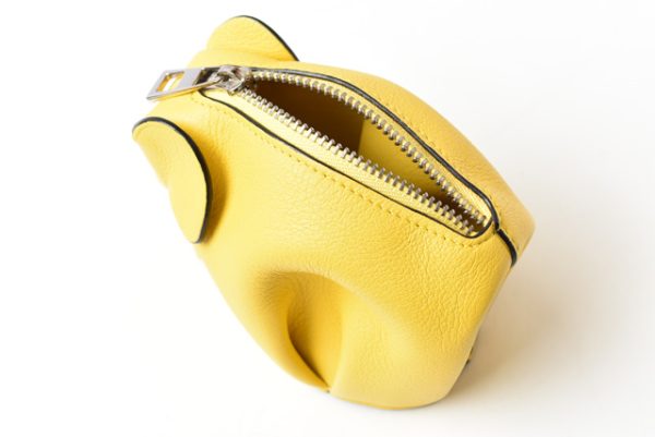 lo 201028 142 5 5 Loewe Elephant Charm Accessory Case Yellow