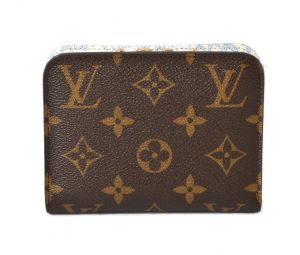 m 210810 22 lv 1 Louis Vuitton Neo Noe MM Emprene Handbag