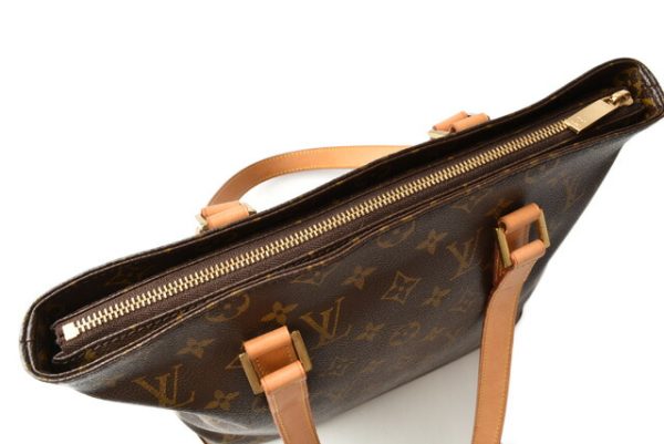 m 210810 50 lv 9 Louis Vuitton Hippo Piano Shoulder Bag Monogram Brown