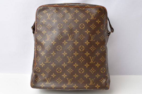 m 210810 52 lv 5 Louis Vuitton Shoulder Bag Marceau Monogram