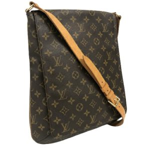 m21 20243 1 Louis Vuitton Multi Pochette Accessoire Monogram 3Way Shoulder Bag