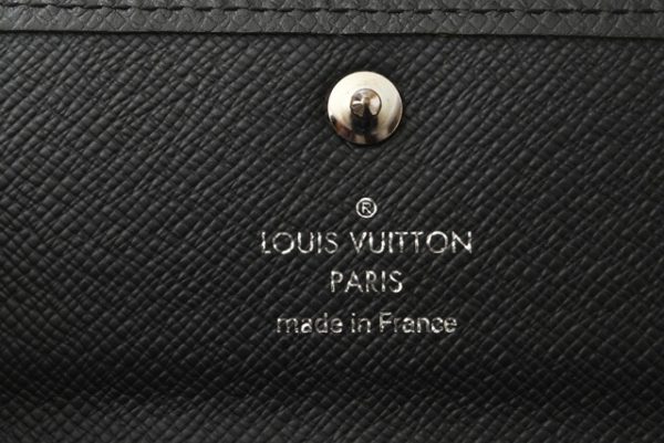 m210910 18 lv 4 Louis Vuitton Taiga Ardoise 6 Key Case