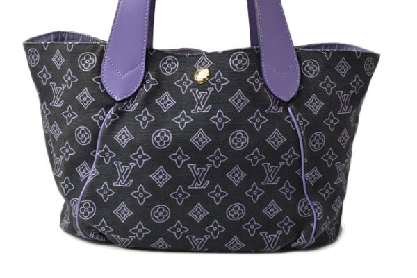 m21091b 46 lv 5 Louis Vuitton Hippo Ipanema PM Beachline Bag