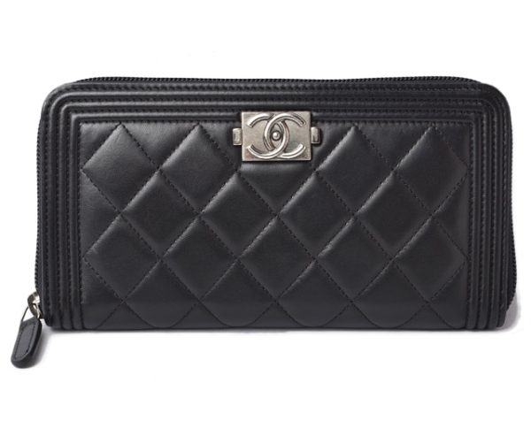 m211010 21 ch 1 CHANEL Long Wallet Boy Chanel Lambskin Black